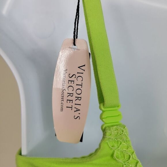 NWT Victoria's Secret Body Bra. Green 32D - Picture 8 of 11